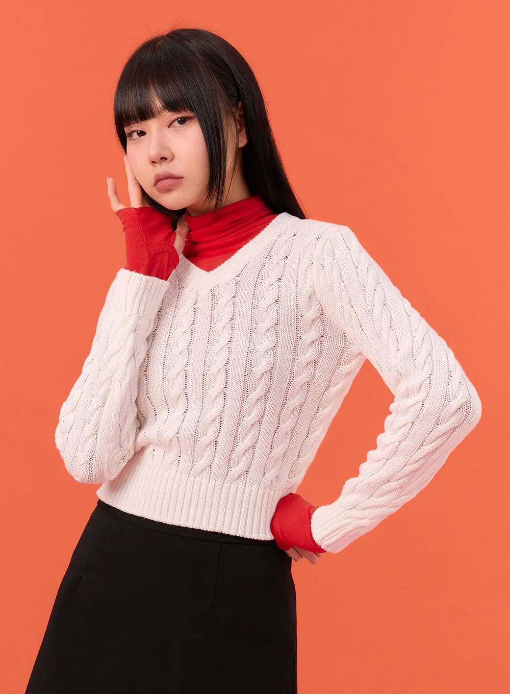 Cable Knit V-Neck Sweater IN301