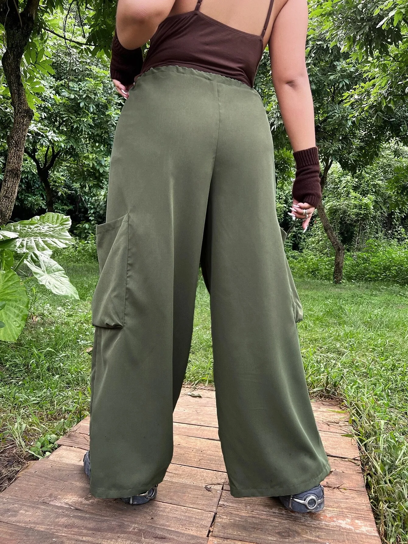 Flap Pocket Non-Stretch Drawstring Waist Pant