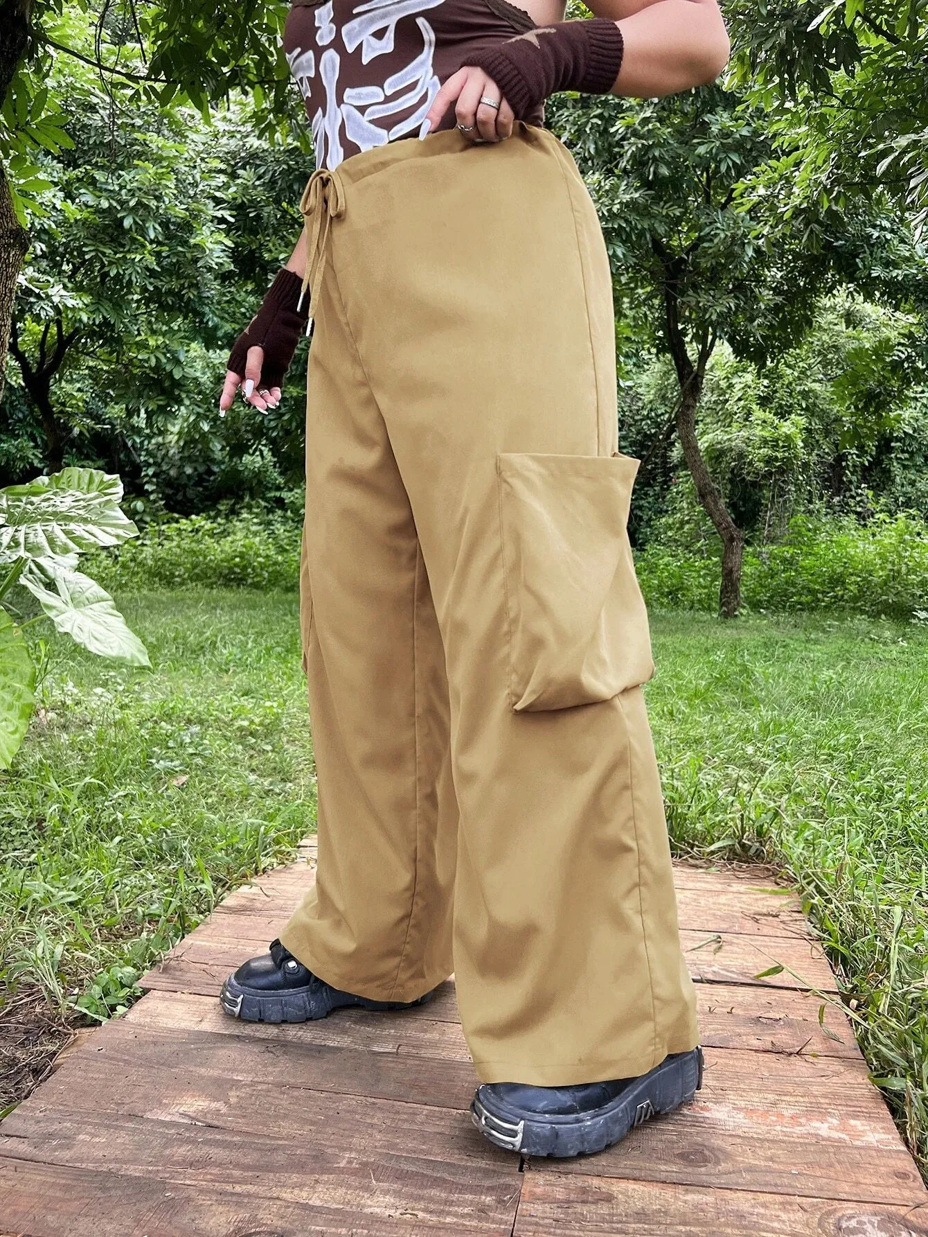 Flap Pocket Non-Stretch Drawstring Waist Pant