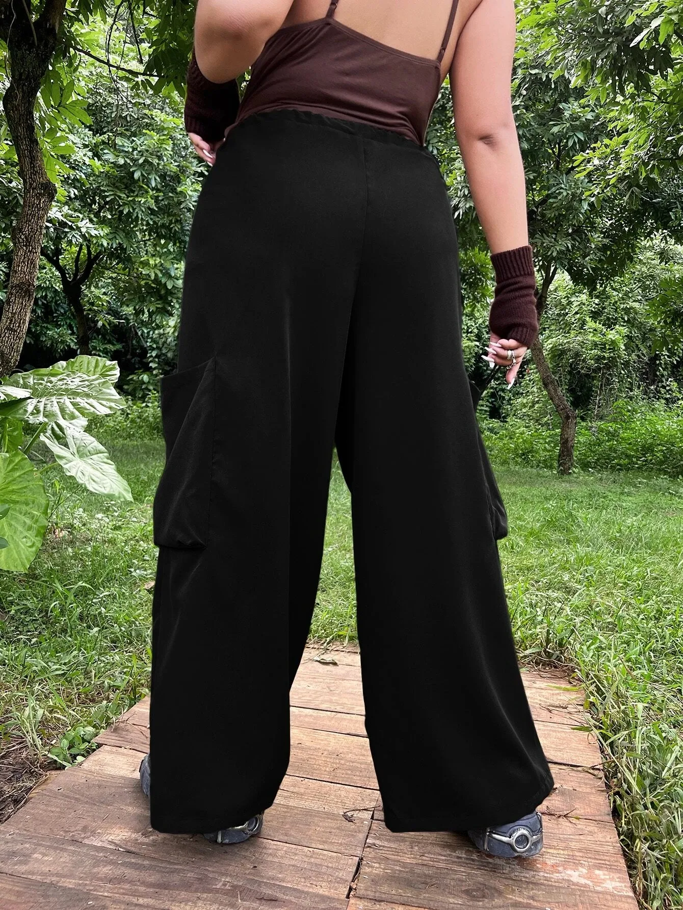 Flap Pocket Non-Stretch Drawstring Waist Pant