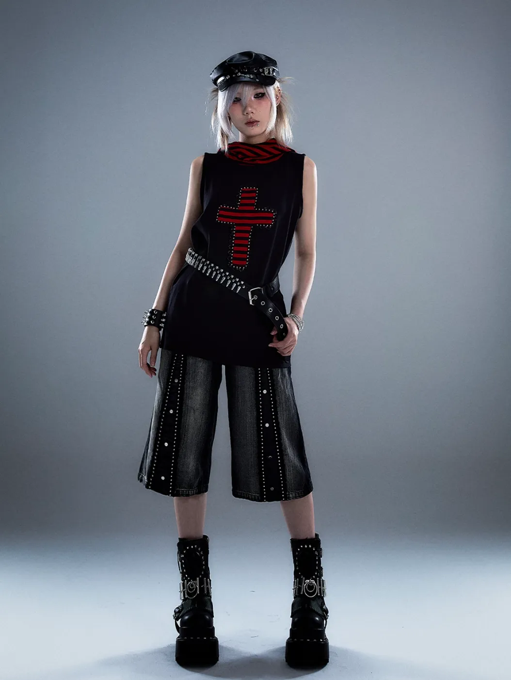 Frustration Garden Gothic Punk Denim Culottes - Black Faded Wide-Leg Capris with Studded Details