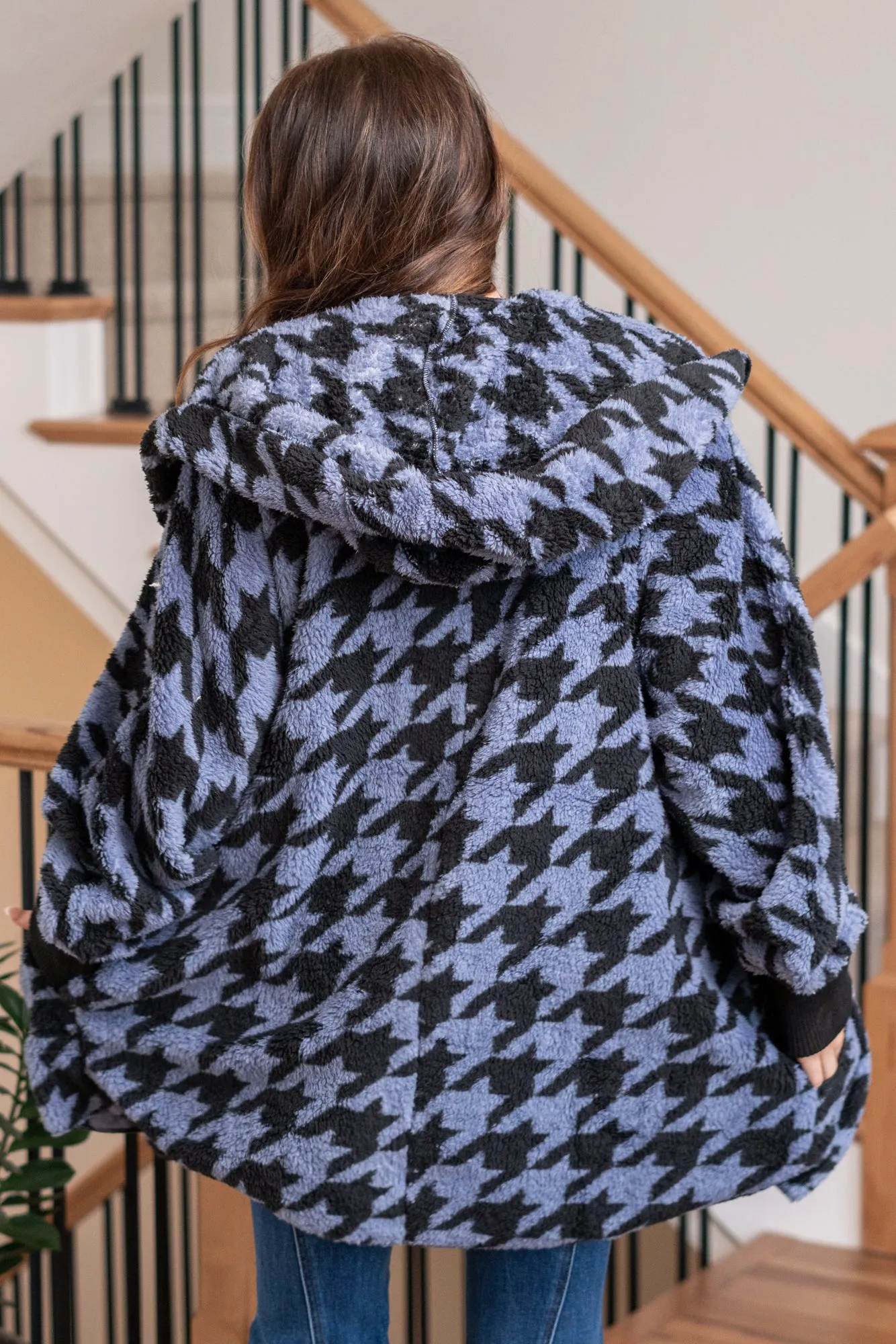 Houndstooth Sherpa - Blue Black