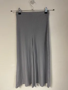 Purple ribbed culottes, Pretty Little Thing, Size 8 (Polyester, Elastane)